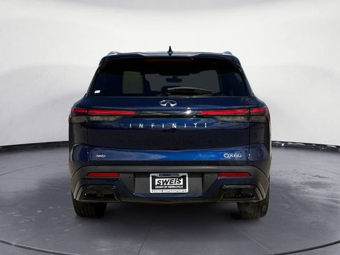 Certified 2024 INFINITI QX60 Luxe image 18