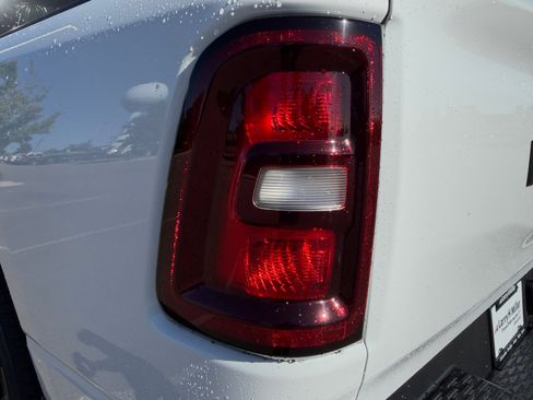 New 2026 RAM 1500 Express AWD/4WD image 28