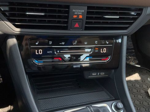 New 2026 Volkswagen Jetta SEL FWD image 22