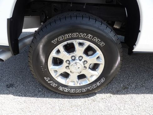 Used 2024 RAM 2500 Laramie AWD/4WD image 64