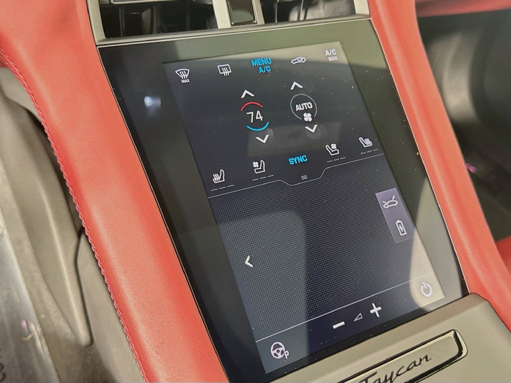 Certified 2023 Porsche Taycan GTS AWD/4WD image 21