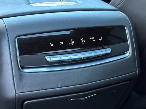 Used 2025 Cadillac Escalade Sport Platinum w/ LPO, Floor Liner Package AWD/4WD image 14