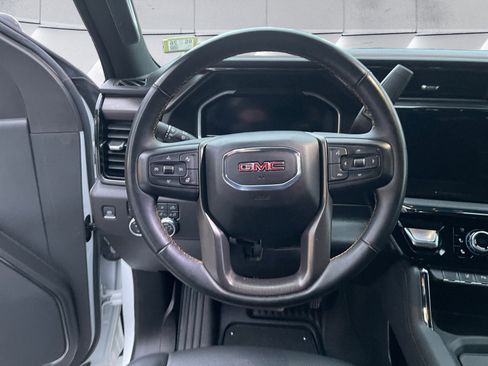 Used 2024 GMC Sierra 2500 AT4 w/ Technology Package AWD/4WD image 13