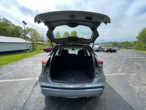 Used 2024 Nissan Kicks SV FWD image 15