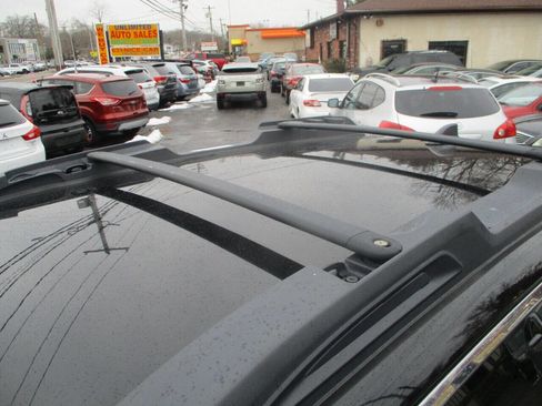 Used 2018 Subaru Outback 2.5i Premium image 11