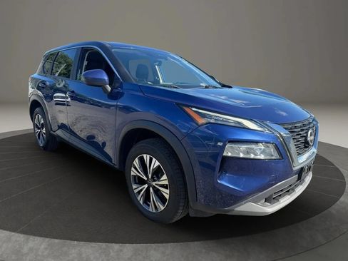 Used 2023 Nissan Rogue SV AWD/4WD image 3