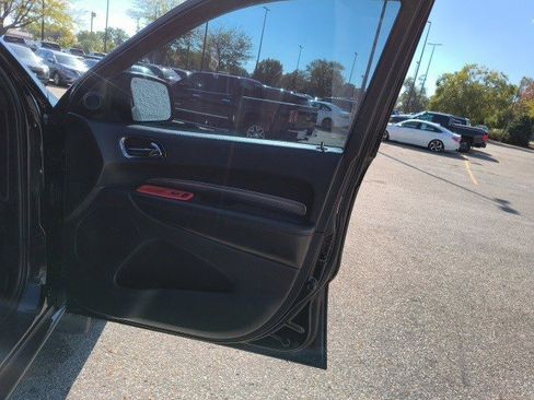 Used 2019 Dodge Durango GT image 18