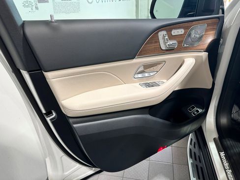 New 2026 Mercedes-Benz GLE 450e 4MATIC image 8