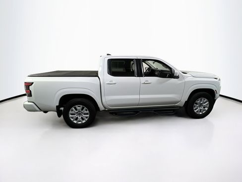 Used 2023 Nissan Frontier SV w/ SV Convenience Package image 4