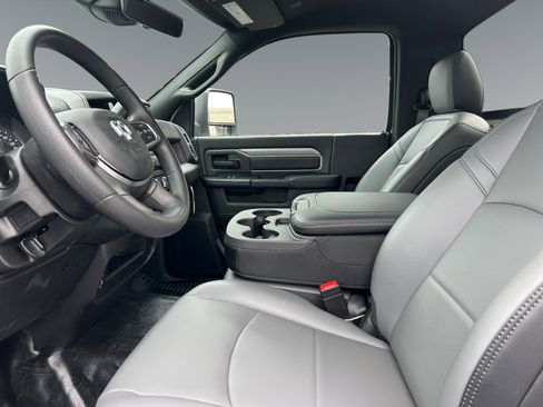 New 2026 RAM 3500 Big Horn image 9