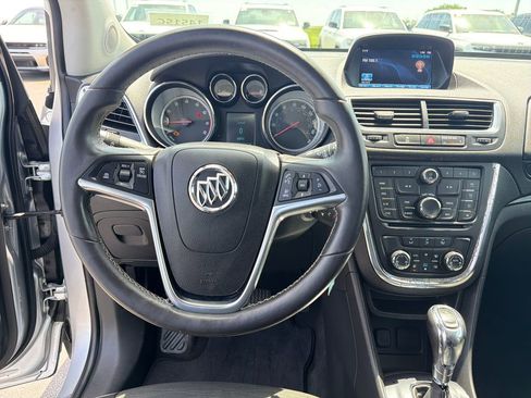 Used 2015 Buick Encore Convenience FWD image 5