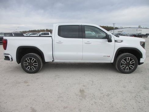 New 2026 GMC Sierra 1500 AT4 image 2