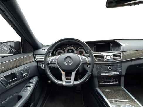 Used 2016 Mercedes-Benz E 350 Sedan image 32