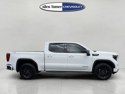 Used 2025 GMC Sierra 1500 Elevation w/ X31 Off-Road Package AWD/4WD image 3