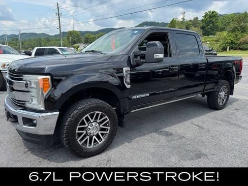Used 2017 Ford F250 Lariat w/ Lariat Ultimate Package AWD/4WD image 5