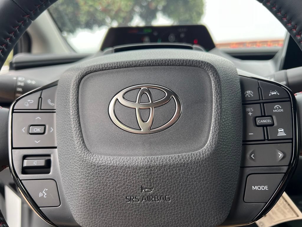 New 2027 Toyota Prius Plug-In Hybrid FWD image 29