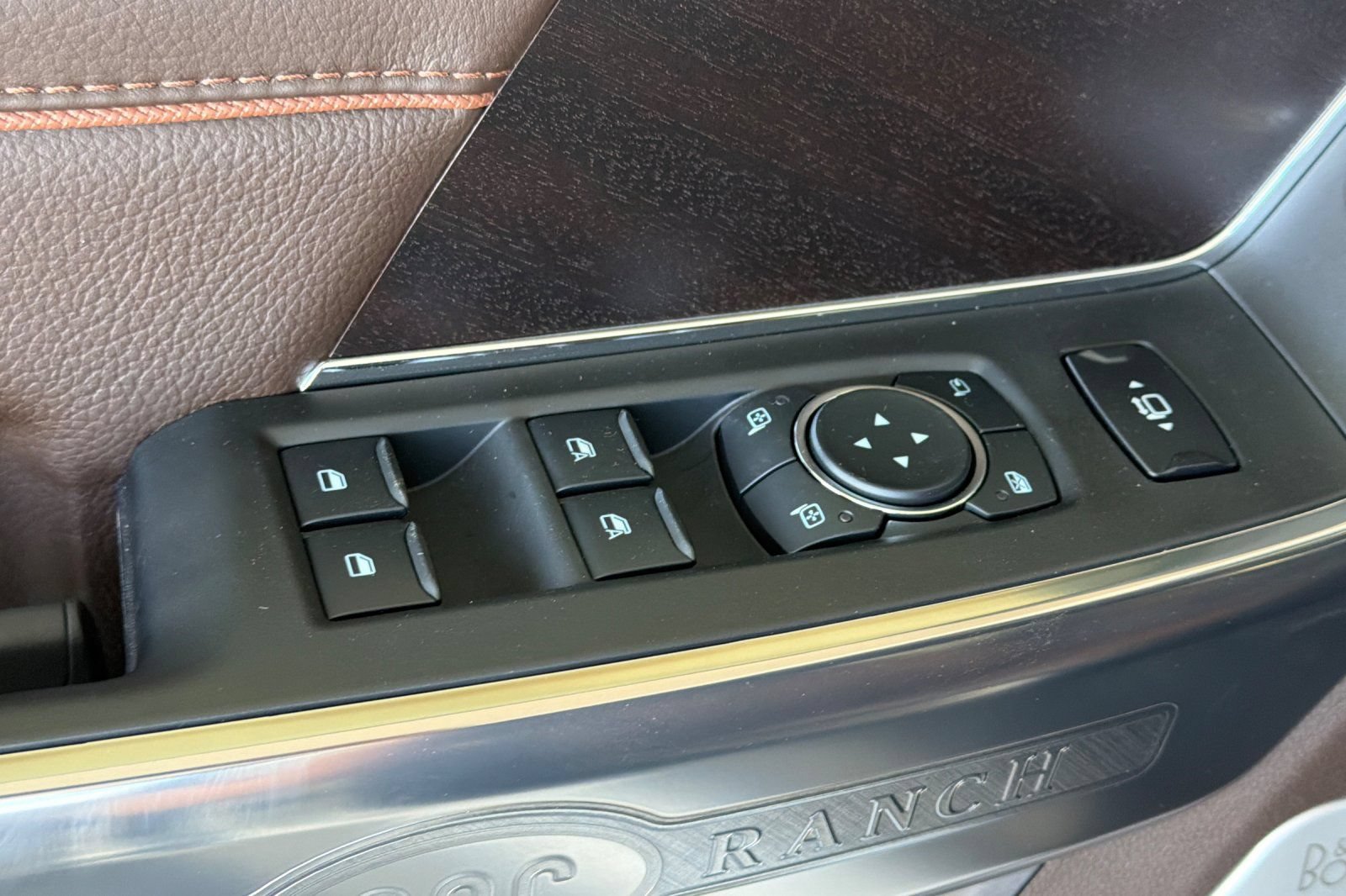 New 2027 Ford F350 King Ranch w/ Tremor Off-Road Package AWD/4WD image 12
