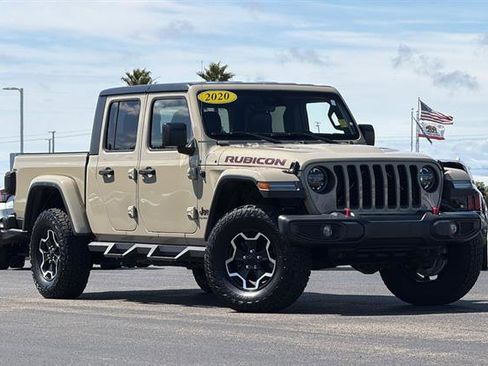 Used 2020 Jeep Gladiator Rubicon AWD/4WD image 2