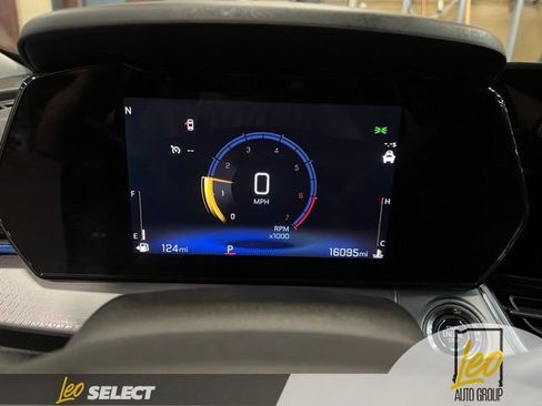 Used 2025 Chevrolet Trax LT w/ Driver Confidence Package FWD image 15