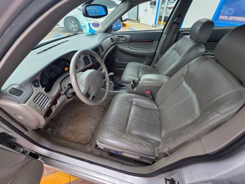 Used 2004 Chevrolet Impala LS w/ Preferred Equipment Group FWD image 11