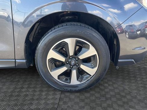 Used 2017 Subaru Forester 2.5i Premium image 37