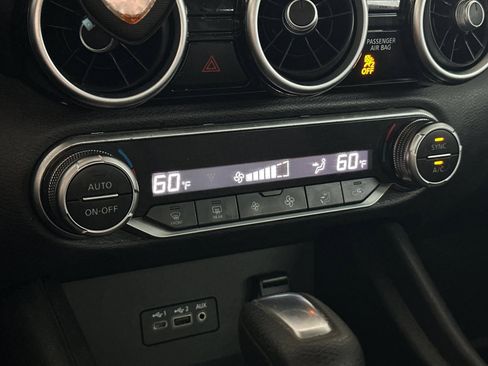 Used 2020 Nissan Sentra SV image 17