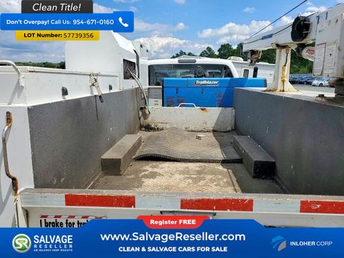 Used 2016 Ford F550 2WD Regular Cab Super Duty image 13