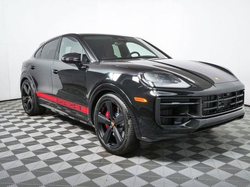 New 2026 Porsche Cayenne GTS AWD/4WD image 27