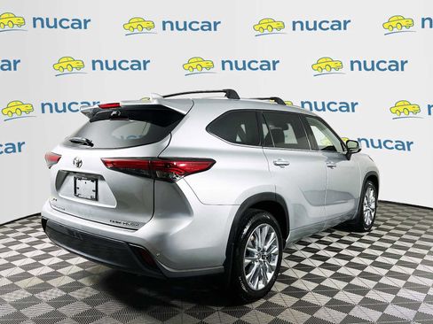 Used 2023 Toyota Highlander Limited AWD/4WD image 7