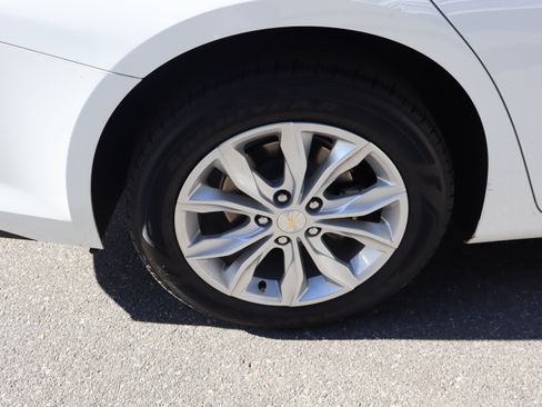 Certified 2024 Chevrolet Malibu LT image 38