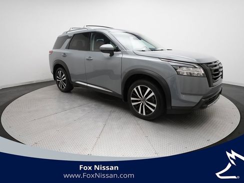 Certified 2023 Nissan Pathfinder Platinum image 38