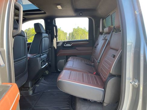 Used 2025 GMC Sierra 2500 Denali Ultimate AWD/4WD image 35
