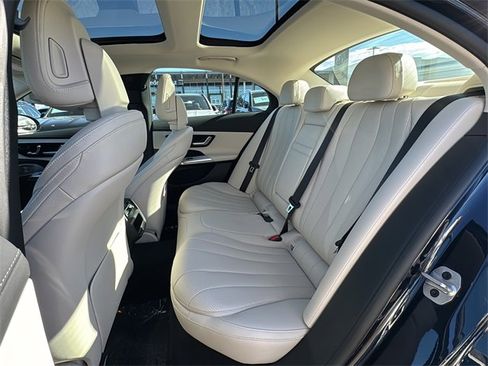 Certified 2025 Mercedes-Benz E 450 4MATIC Sedan image 12