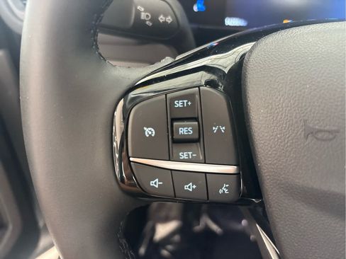 Certified 2024 Ford Escape Active AWD/4WD image 17