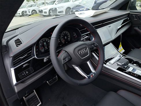 New 2026 Audi Q8 Prestige image 6