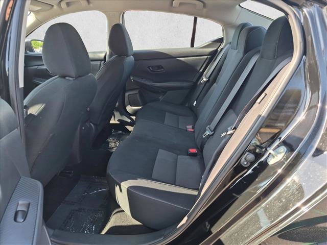 Used 2025 Nissan Sentra SV FWD image 17