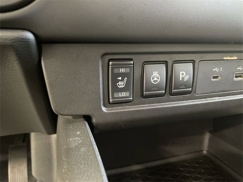 Certified 2024 Nissan Frontier SV w/ SV Convenience Package image 28