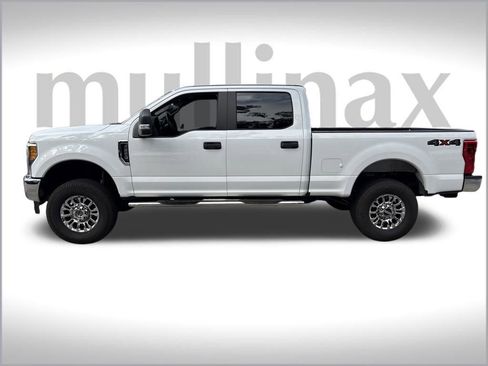 Used 2017 Ford F250 XL w/ Power Equipment Group image 11