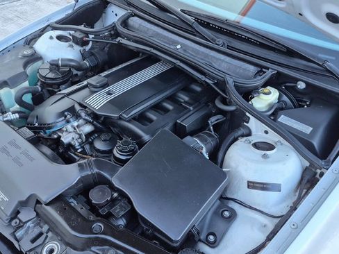 Used 2004 BMW 325Ci Coupe image 40