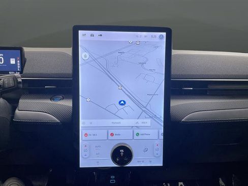 Used 2024 Ford Mustang Mach-E Select image 8