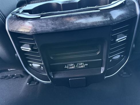 Used 2019 RAM 1500 Big Horn image 24