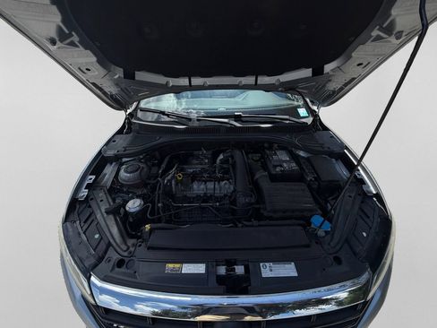 Used 2019 Volkswagen Jetta FWD image 34