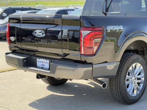 New 2025 Ford F150 King Ranch w/ FX4 Off-Road Package image 6