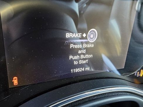 Certified 2017 Jeep Grand Cherokee Limited w/ Trailer Tow Group IV image 8