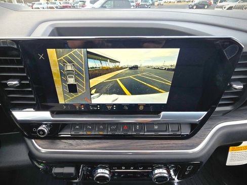 New 2026 GMC Sierra 1500 SLT w/ SLT Premium Plus Package image 28