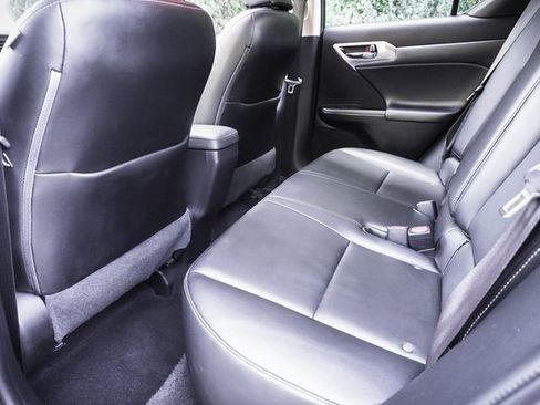 Used 2017 Lexus CT 200h 200h w/ Seat Comfort Package image 19