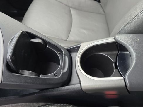 Used 2014 Toyota Prius Four image 30