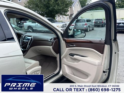Used 2015 Cadillac SRX Luxury w/ Driver Awareness Package AWD/4WD image 16