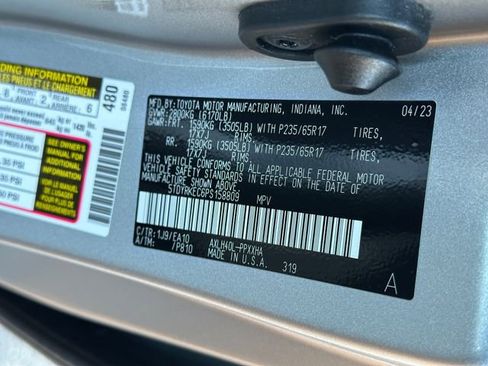 Used 2023 Toyota Sienna XLE image 41