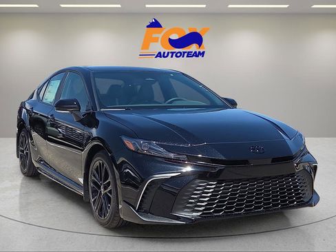 New 2026 Toyota Camry SE FWD image 6